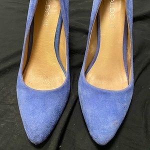 Periwinkle suede Aldo heels